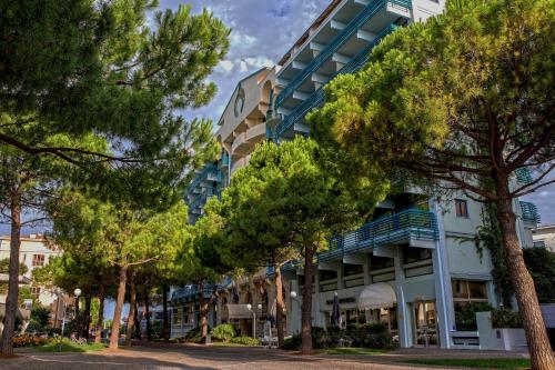 Imagen de los exteriores del Hotel Grand Astoria, Grado. Foto 10