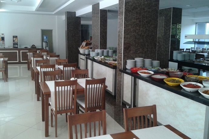 Imagen general del Hotel Grand Atilla. Foto 2