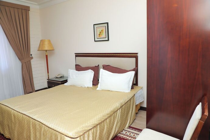 Imagen de la habitación del Hotel Grand Atlas. Foto 17