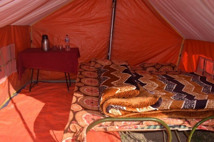 Imagen de la habitación del Hotel Grand Auli Camp. Foto 15