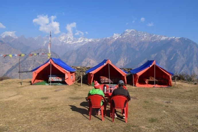 Imagen de la habitación del Hotel Grand Auli Camp. Foto 17