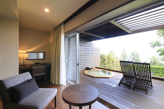 Imagen de la habitación del Hotel Grand Bach Atami Crescendo. Foto 3