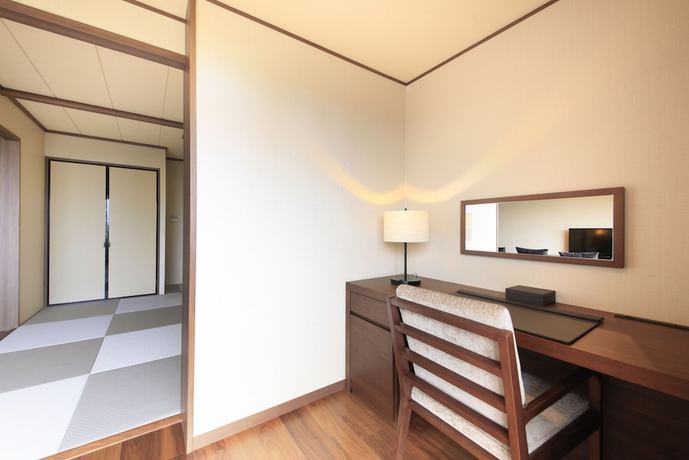 Imagen de la habitación del Hotel Grand Bach Atami Crescendo. Foto 13