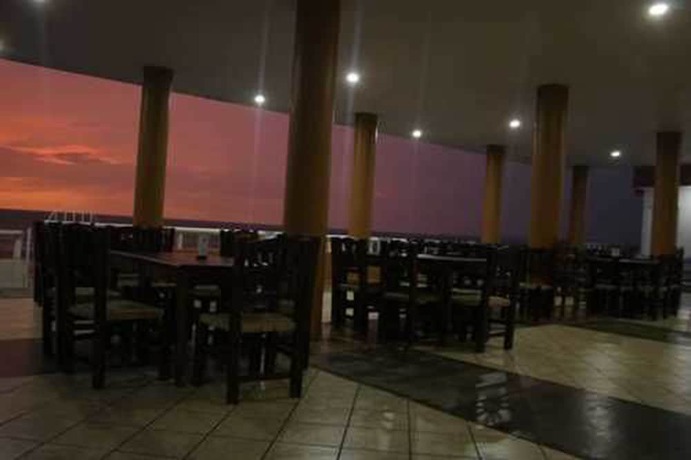 Imagen del bar/restaurante del Hotel Grand Bahia Los Cocos, Aticama. Foto 2