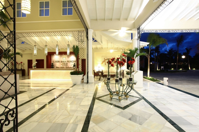 Imagen de los interiores del Hotel Grand Bahia Principe Aquamarine. Foto 9