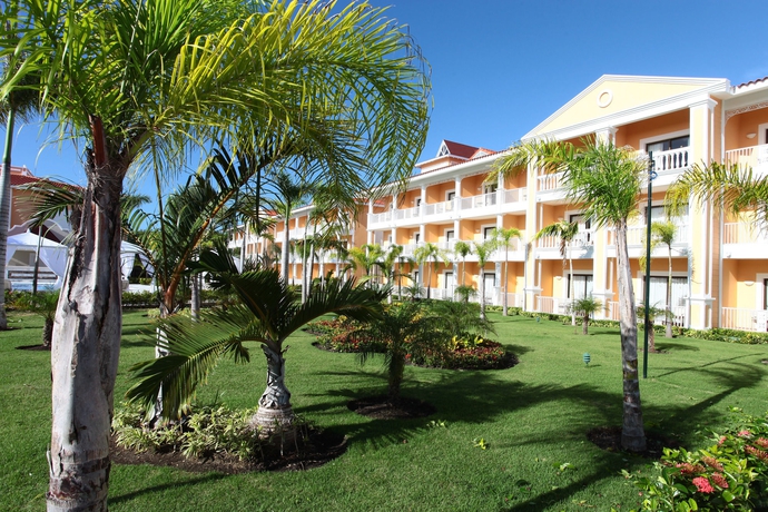 Imagen de los exteriores del Hotel Grand Bahia Principe Aquamarine. Foto 5