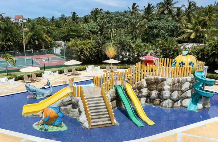 Imagen de la piscina del Hotel Grand Bahia Principe El Portillo. Foto 36