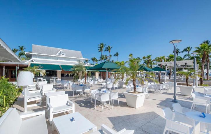 Imagen del bar/restaurante del Hotel Grand Bahia Principe El Portillo. Foto 16