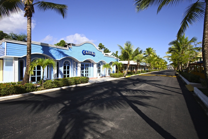 Imagen de los interiores del Hotel Grand Bahía Príncipe San Juan. Foto 10