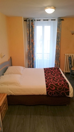 Imagen de la habitación del Hotel Grand, Barcelonnette. Foto 2