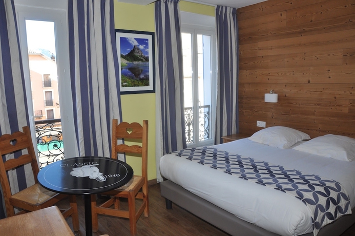 Imagen de la habitación del Hotel Grand, Barcelonnette. Foto 4