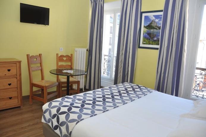 Imagen de la habitación del Hotel Grand, Barcelonnette. Foto 5