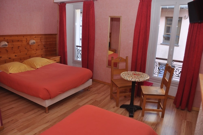 Imagen de la habitación del Hotel Grand, Barcelonnette. Foto 14