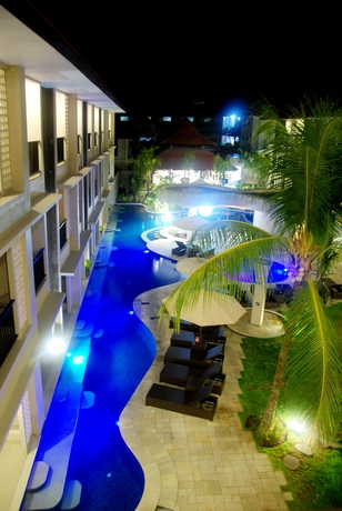 Imagen de la piscina del Hotel Grand Barong Resort - Chse Certified. Foto 14