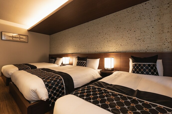 Imagen de la habitación del Hotel Grand Base Iolani. Foto 13