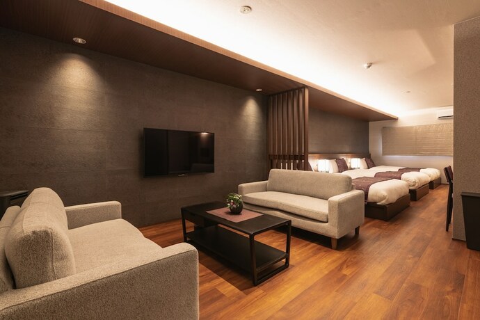 Imagen de la habitación del Hotel Grand Base Iolani. Foto 14