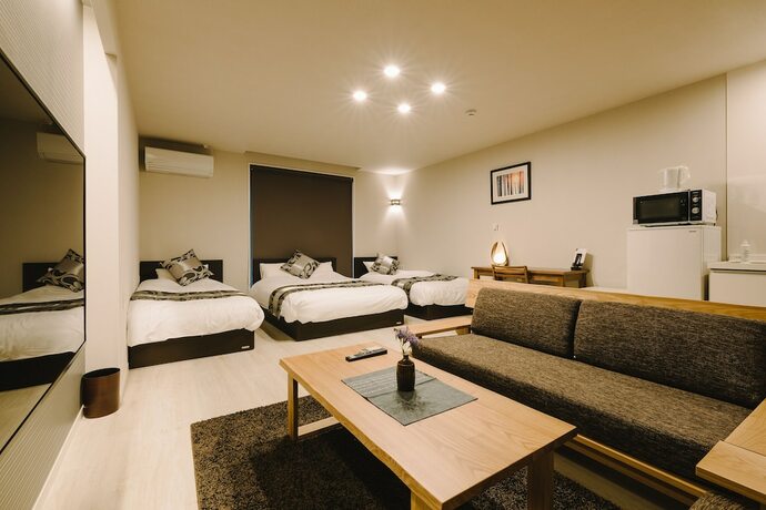 Imagen general del Hotel Grand Base Karatsuekiminami. Foto 10