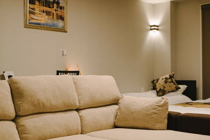 Imagen general del Hotel Grand Base Karatsuekiminami. Foto 11