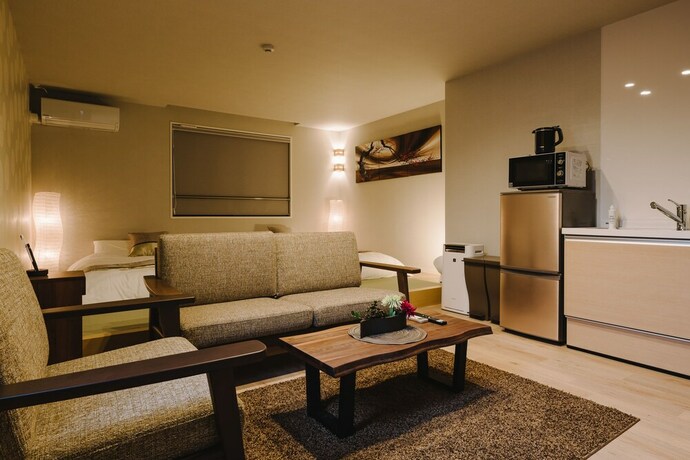 Imagen de la habitación del Hotel Grand Base Karatsuekiminami. Foto 23