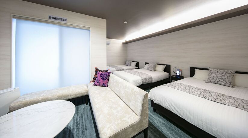 Imagen de la habitación del Hotel Grand Base Takamatsu. Foto 25
