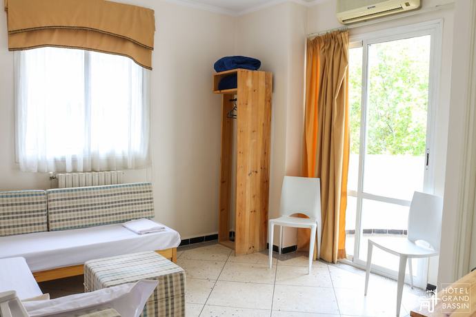 Imagen de la habitación del Hotel Grand Bassin. Foto 10