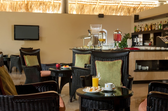 Imagen del bar/restaurante del Hotel Grand Bavaro Princess - All Inclusive. Foto 12