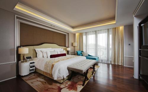 Imagen de la habitación del Hotel Grand Bay Beijing. Foto 8