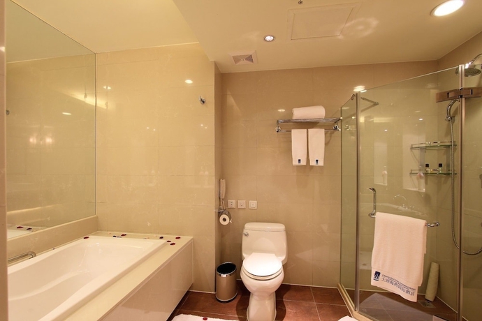 Imagen de la habitación del Hotel Grand Bay View International Dali. Foto 15
