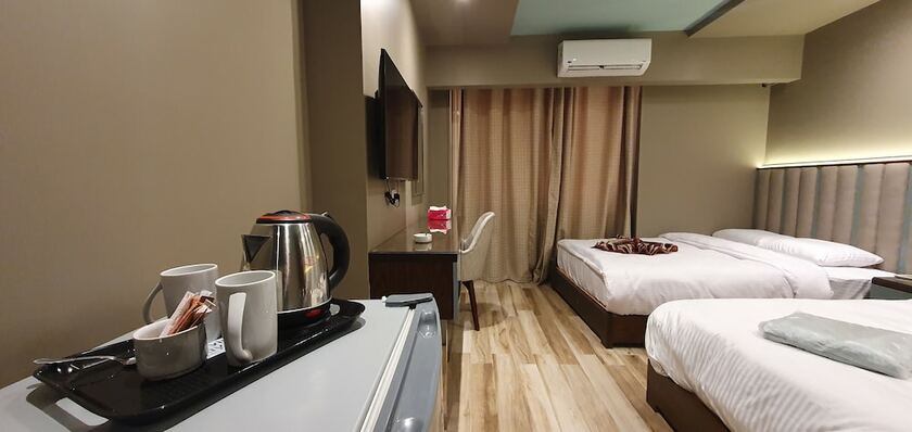 Imagen de la habitación del Hotel Grand Bayan at Nile Plaza. Foto 18