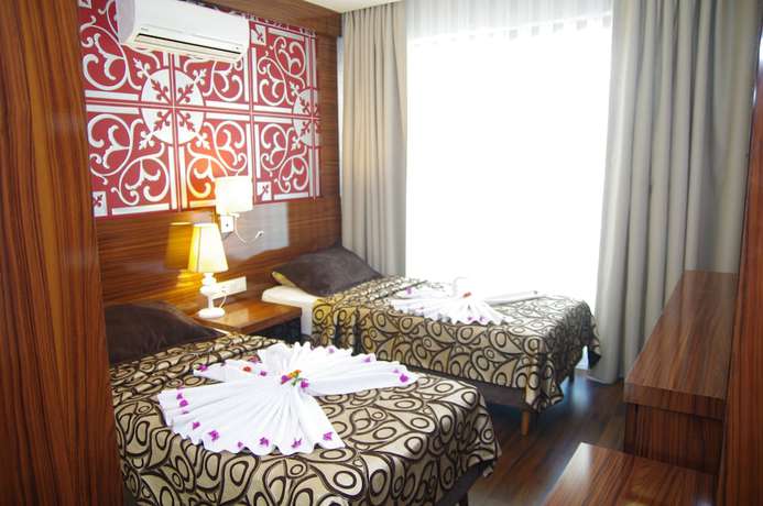 Imagen de la habitación del Hotel Grand Bayar Beach - All Inclusive. Foto 13