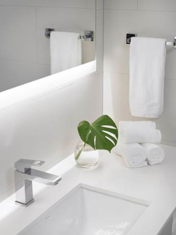 Imagen de la habitación del Hotel Grand Beach Hotel Bay Harbor. Foto 4