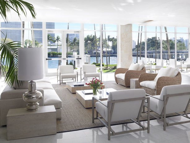 Imagen de los interiores del Hotel Grand Beach Hotel Bay Harbor. Foto 17