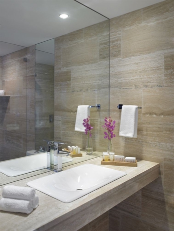 Imagen de la habitación del Hotel Grand Beach Surfside. Foto 5