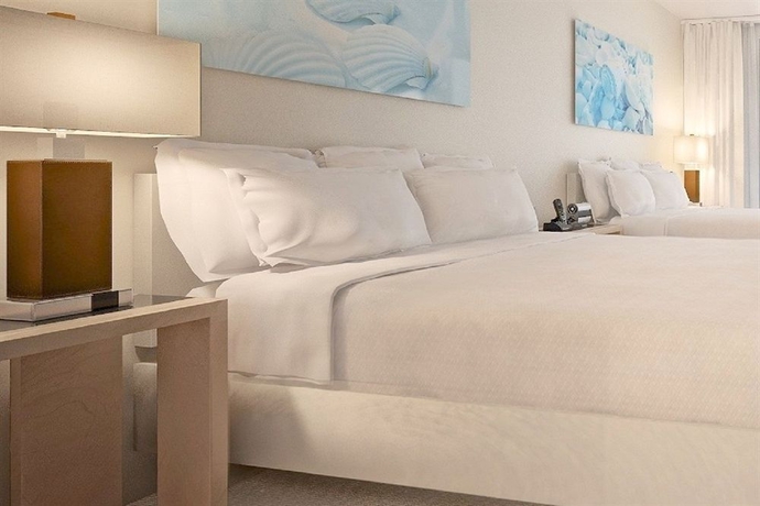 Imagen de la habitación del Hotel Grand Beach Surfside. Foto 7