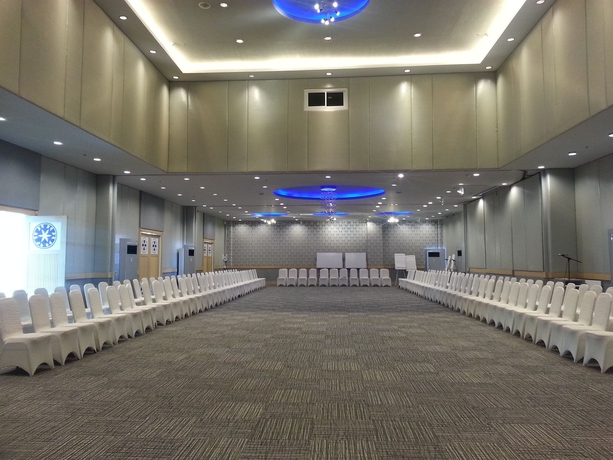 Imagen de los interiores del Hotel Grand Bella. Foto 16