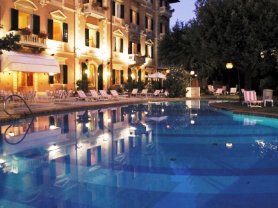 Imagen de la piscina del Hotel Grand Bellavista Palace & Golf. Foto 8