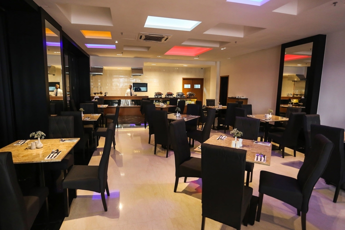 Imagen del bar/restaurante del Hotel Grand Belllo Jbcc. Foto 6