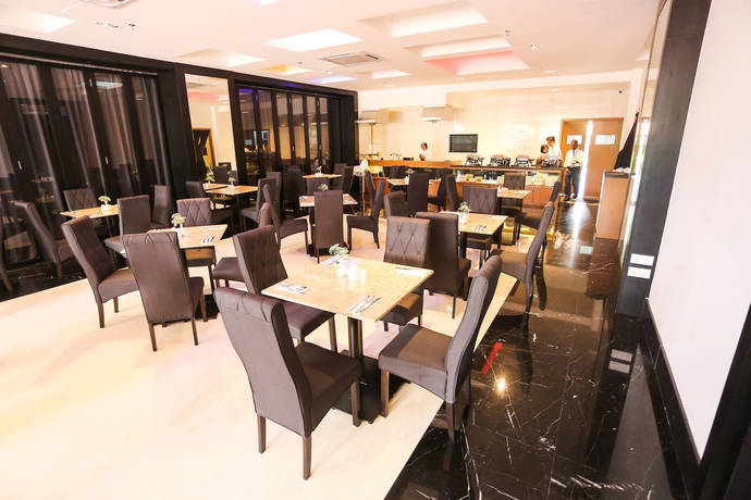 Imagen del bar/restaurante del Hotel Grand Belllo Jbcc. Foto 8