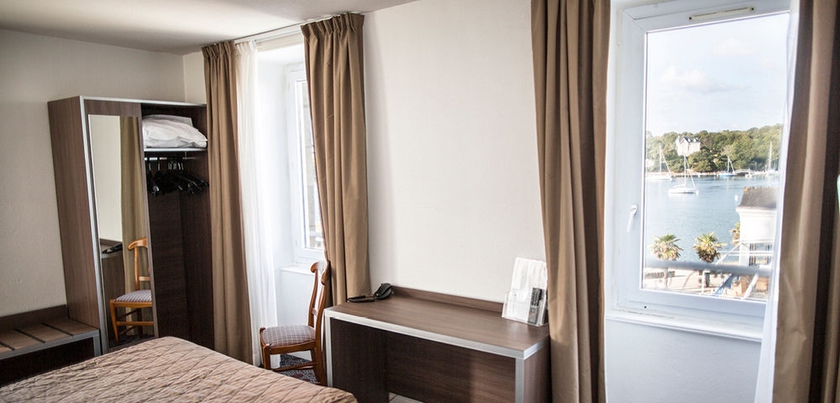 Imagen de la habitación del Hotel Grand Benodet Abbatiale. Foto 7