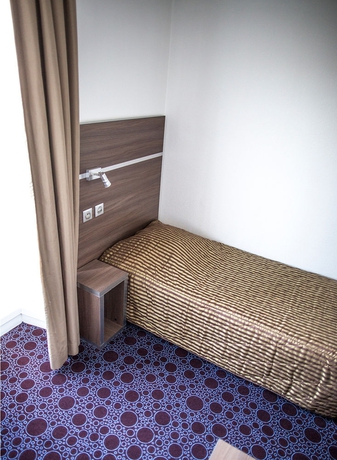 Imagen de la habitación del Hotel Grand Benodet Abbatiale. Foto 8