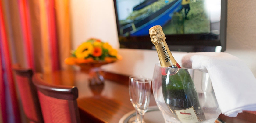 Imagen de la habitación del Hotel Grand Benodet Abbatiale. Foto 13