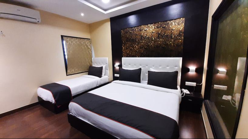 Imagen de la habitación del Hotel Grand Bhagwat. Foto 2
