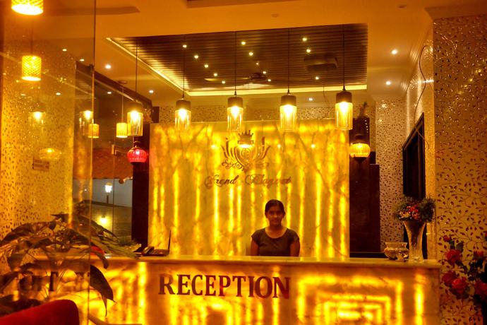 Imagen de los interiores del Hotel Grand Bhagwat. Foto 18