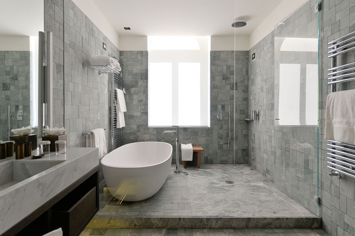 Imagen de la habitación del Hotel Grand Billia. Foto 9