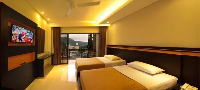 Imagen de la habitación del Hotel Grand Bintang Tawangmangu. Foto 4