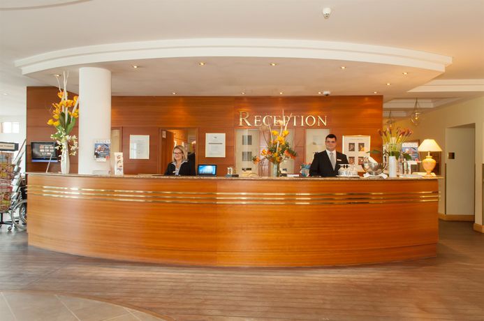 Imagen de los interiores del Hotel Grand Binz. Foto 15
