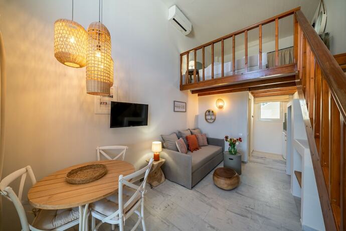 Imagen de la habitación del Hotel Grand Bleu Anastazia. Foto 18