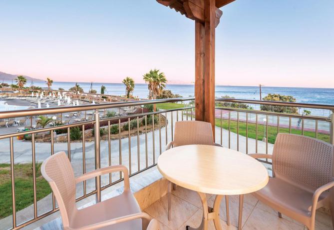 Imagen de los exteriores del Hotel Grand Blue Beach. Foto 10