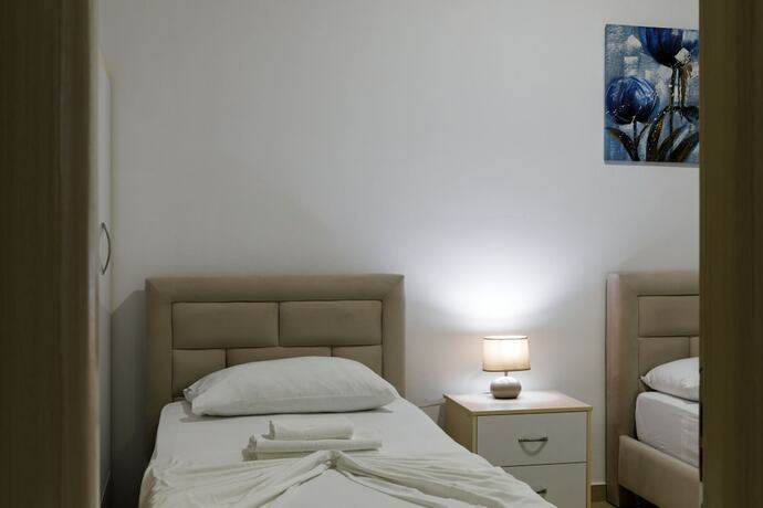 Imagen de la habitación del Hotel Grand Blue. Foto 18