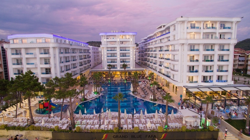 Imagen general del Hotel Grand Blue Fafa, Bashkia Kavajë. Foto 1